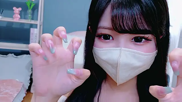 Snapshot of Ruru-shuv chatting on 09.25.25 Ruru-shuv online show from 09.25.25