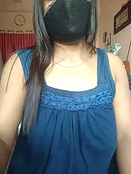 Snapshot of Bengalibeauty96 chatting on 05.13.26 Bengalibeauty96 online show from 05.13.26