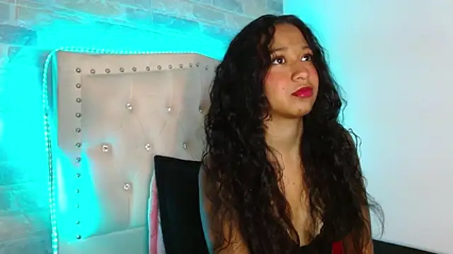 oliviarichard  online show from 11.20.25