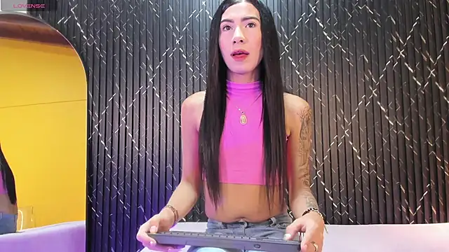 Miss Ariaa online show from 09.25.25