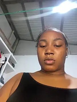 Snapshot of Karol_sexy23 chatting on 10.21.25 Karol sexy23 online show from 10.21.25