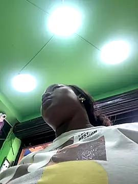 Snapshot of Karol_sexy23 chatting on 11.17.25 Karol sexy23 online show from 11.17.25