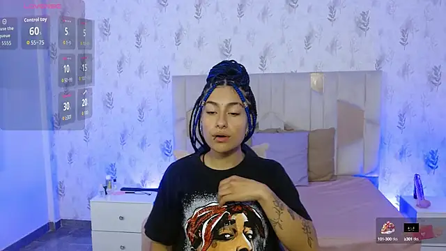 DAKOTA TAY1 online show from 10.04.25