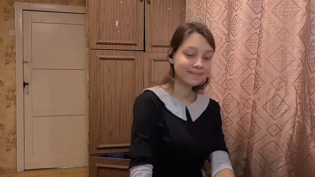 QutieDaSweet online show from 10.28.25