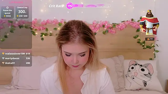 Lilith Bonheur online show from 09.24.25