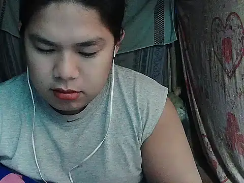 Huntrix2025 online show from 05.28.26