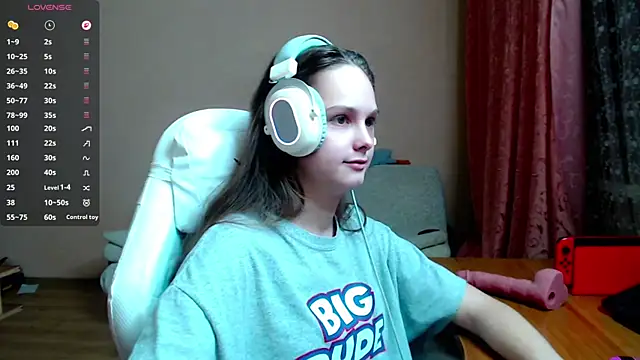 SharybbFace online show from 10.28.25