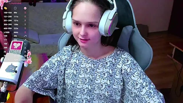 SharybbFace online show from 02.28.26