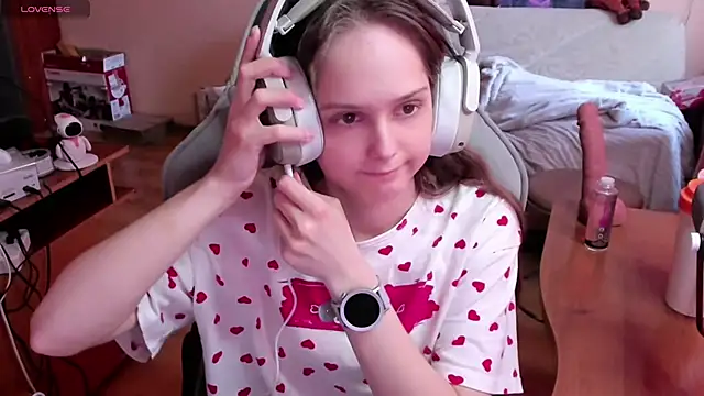 SharybbFace online show from 04.15.26