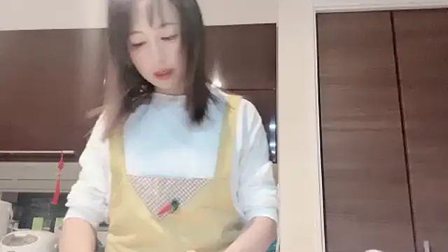 RIjiejie2 online show from 10.09.25