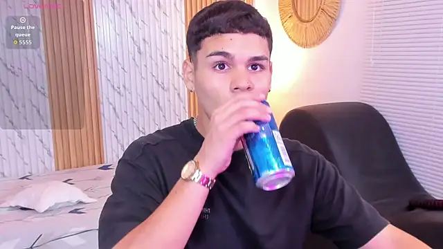 james jonnes online show from 10.10.25