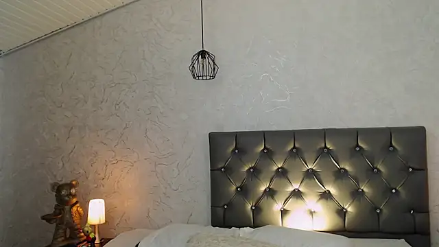 Sabriinaa Foxx online show from 04.04.26