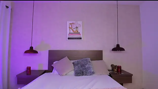 cloehill  online show from 11.29.25