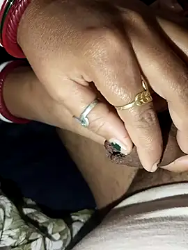 Snapshot of monarani5986 chatting on 11.10.25 monarani5986 online show from 11.10.25