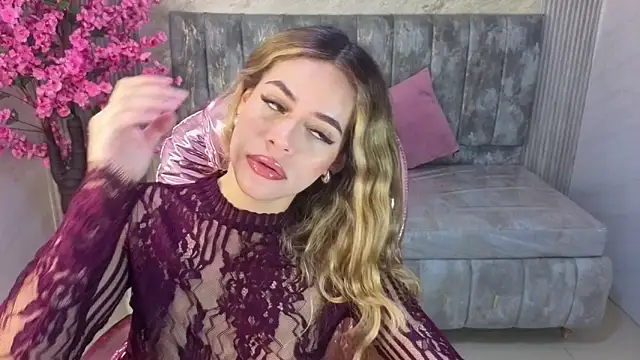 lilith4 s online show from 11.25.25