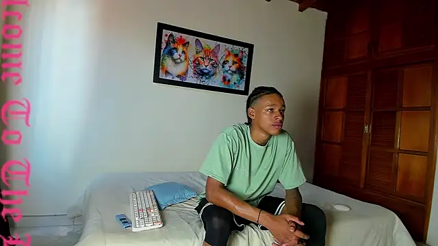 Snapshot of jordan_mm420 chatting on 11.17.25 jordan mm420 online show from 11.17.25