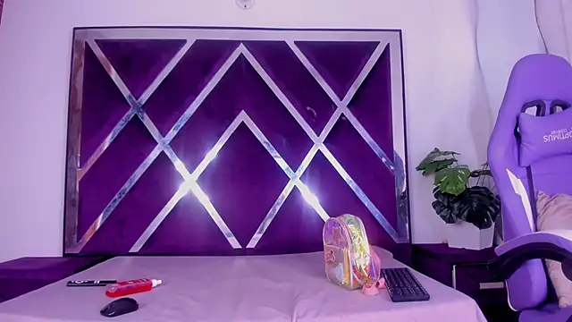 angelkyraasm online show from 02.25.26