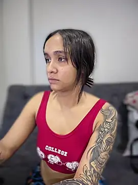 Isabella-Teen online show from 02.13.26