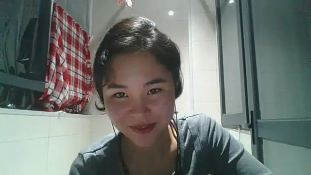 Snapshot of JennyCarpenter chatting on 11.15.25 JennyCarpenter online show from 11.15.25