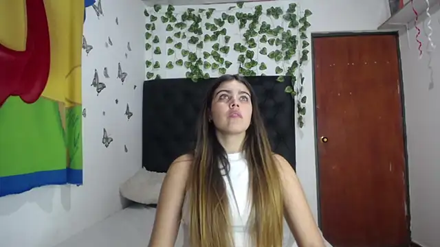 Snapshot of isabel_09 chatting on 02.21.26 isabel 09 online show from 02.21.26