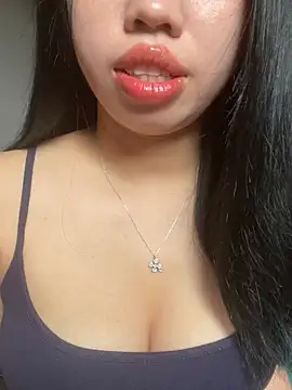 Snapshot of Rose-babyx chatting on 05.10.26 Rose-babyx online show from 05.10.26