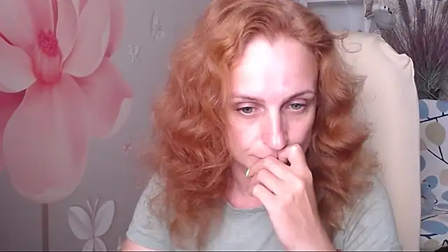 Snapshot of Venus_love1 chatting on 06.12.26 Venus love1 online show from 06.12.26