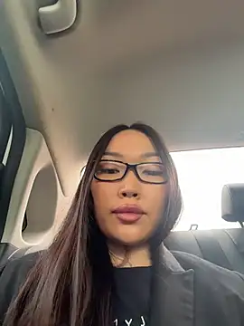 AdriaNochi online show from 07.22.26