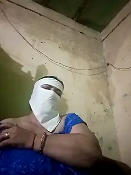 Love-890 online show from 10.18.25