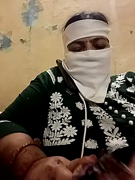 Love-890 online show from 10.29.25