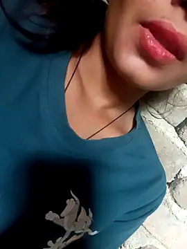 Aaisha-16 online show from 04.12.26