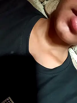 Aaisha-16 online show from 04.26.26