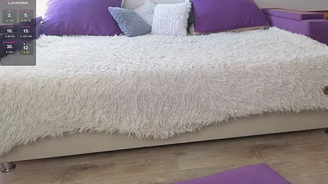 Gentle Ariel online show from 04.08.26