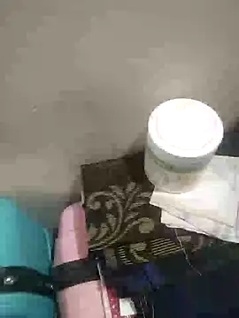 Love40777 online show from 12.17.25