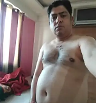 Love40777 online show from 02.26.26