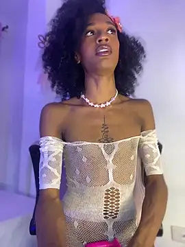 Mia royal online show from 05.11.26