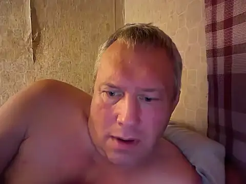 evulis1 online show from 09.17.25