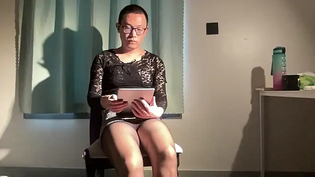 yewuzhi online show from 10.03.25