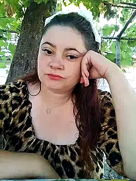 Snapshot of Flacara100 chatting on 09.16.25 Flacara100 online show from 09.16.25