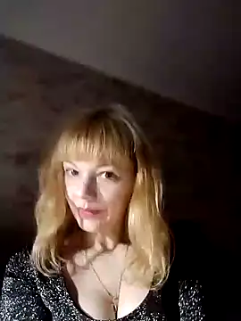 AliceSwan1122 online show from 10.18.25