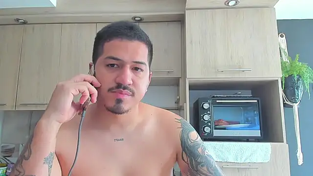 Arnolwilliams online show from 09.24.25