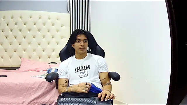 toji luxxer online show from 10.22.25