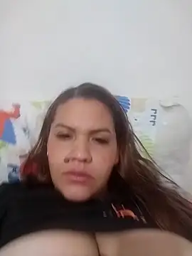 LaraStons online show from 09.22.25