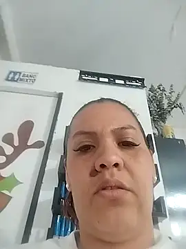 LaraStons online show from 09.26.25