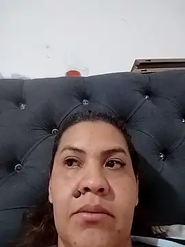 LaraStons online show from 10.01.25