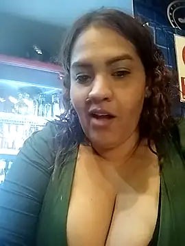 LaraStons online show from 10.07.25