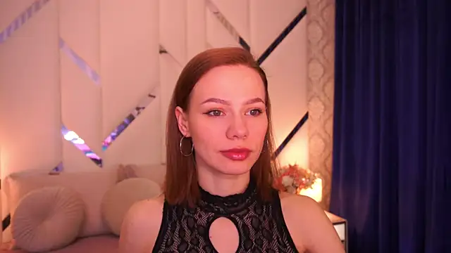 ShyySiren online show from 04.08.26