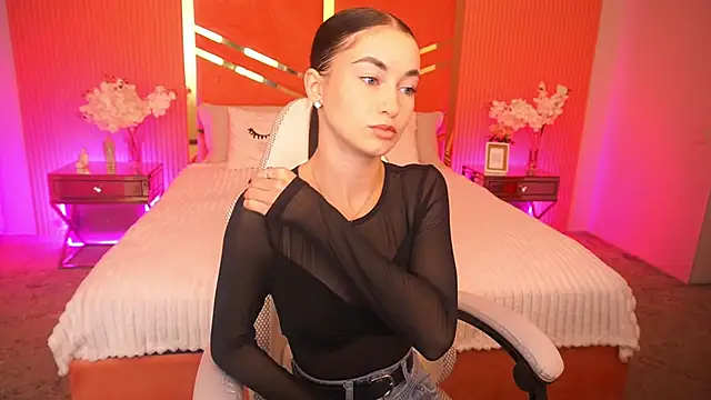 CherryyLulu online show from 10.29.25