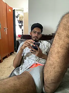 Snapshot of vikranthLong chatting on 04.23.26 vikranthLong online show from 04.23.26