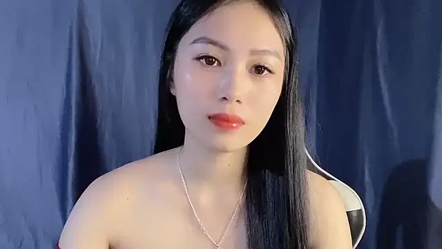 Snapshot of Lyly4757 chatting on 09.17.25 Lyly4757 online show from 09.17.25