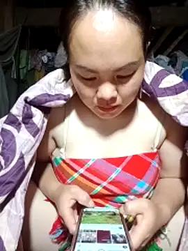 emilyzz online show from 04.18.26